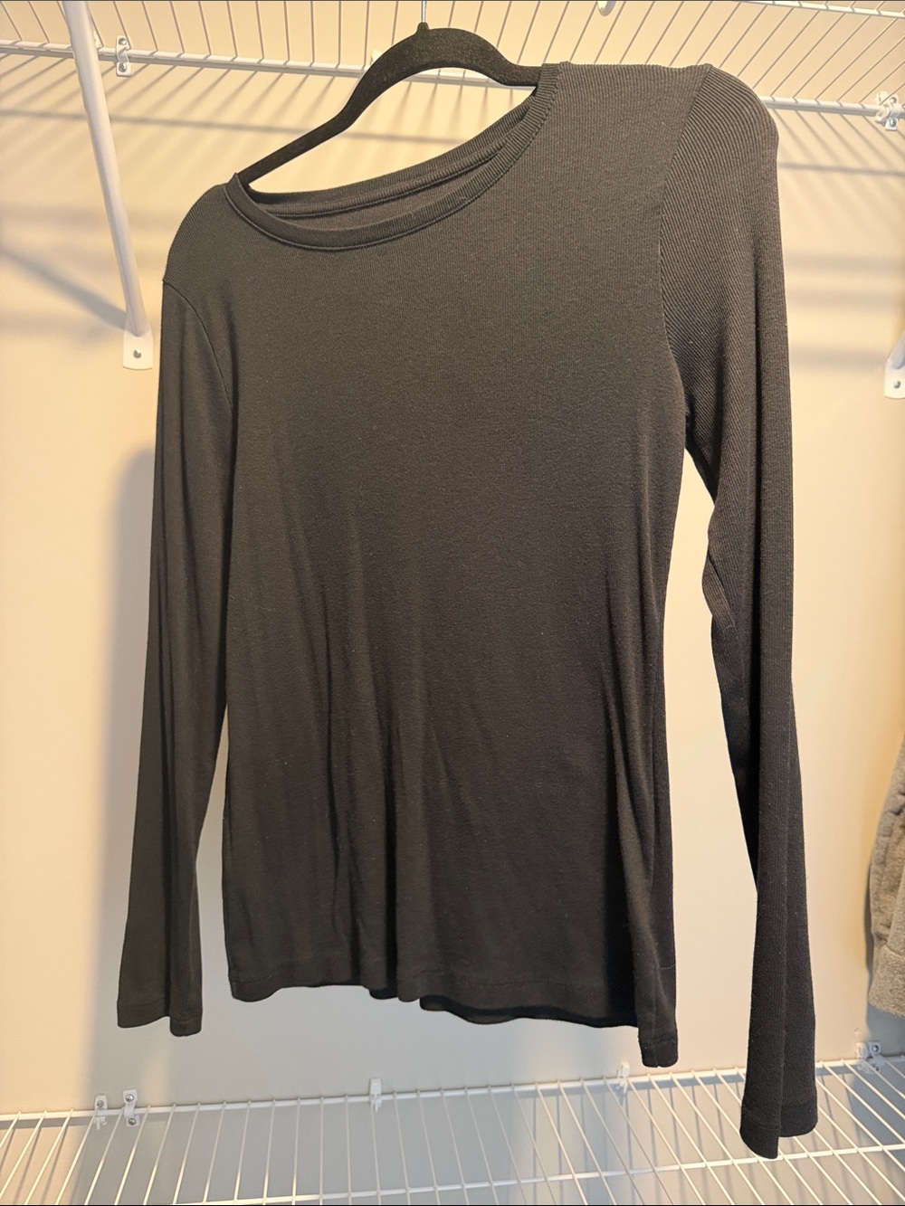 a new day Black Long Sleeve Crewneck Top